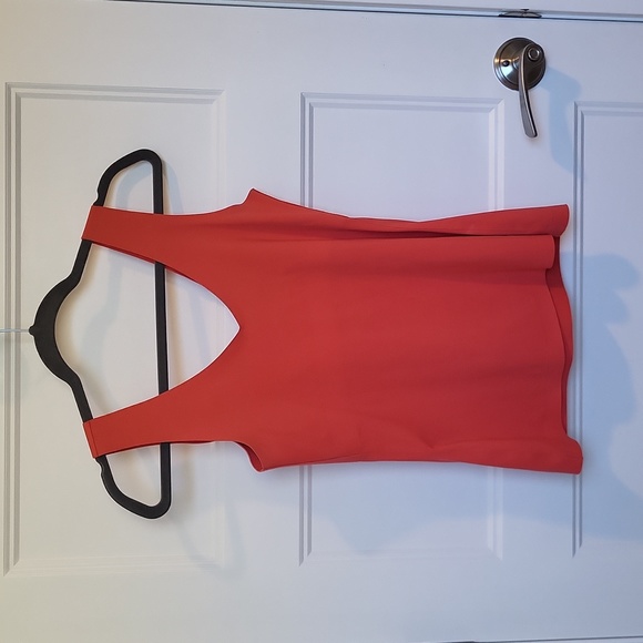 Knix Luxlift tank top - Picture 2 of 5